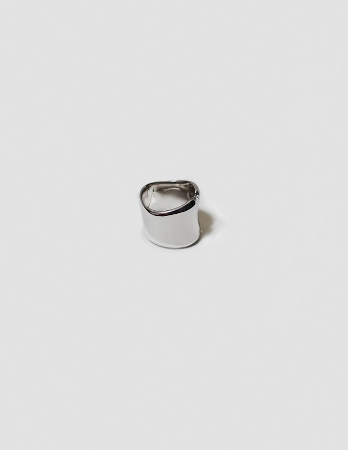 [ CRACK ] ring